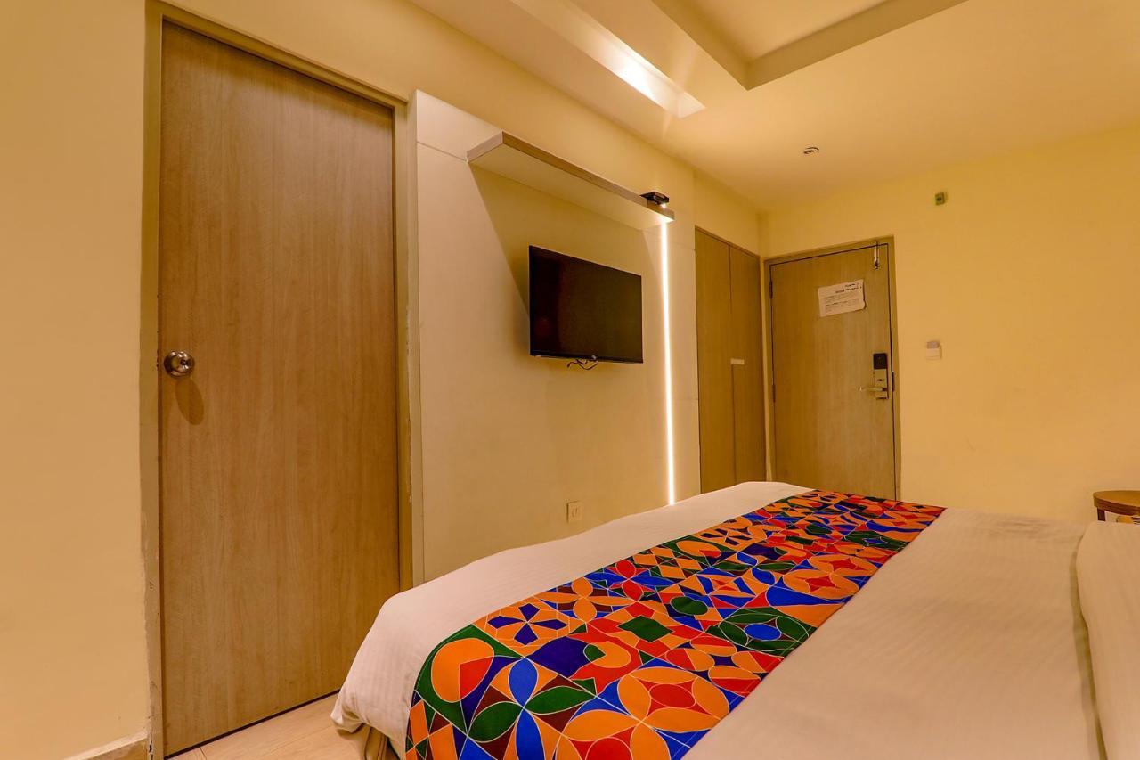 Townhouse Geetraj Near Shalimar Gateway Lucknow Hotel Exterior foto