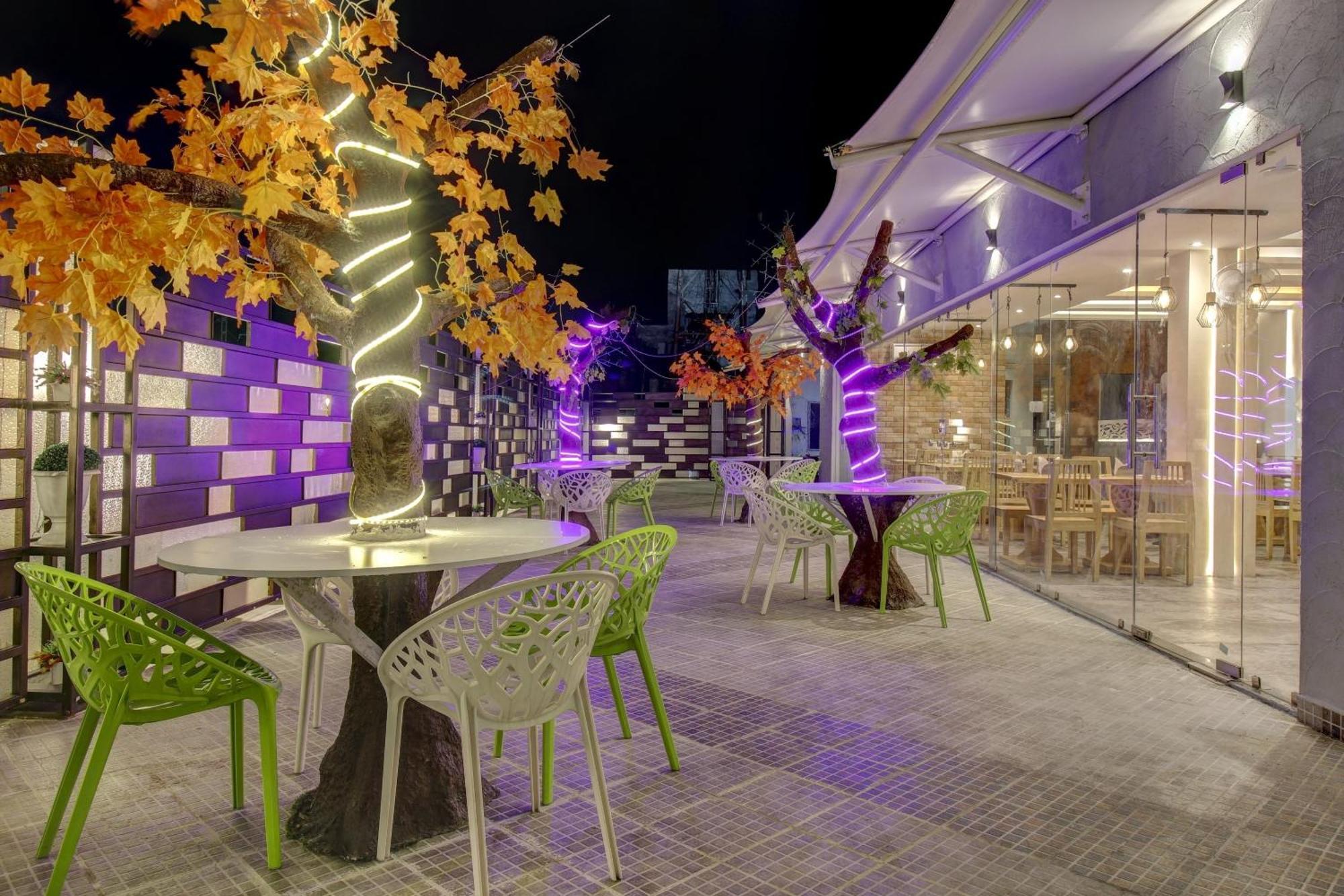 Townhouse Geetraj Near Shalimar Gateway Lucknow Hotel Exterior foto