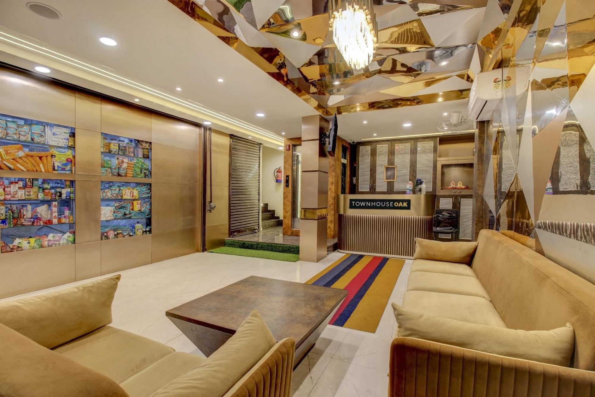Super Townhouse Geetraj Near Shalimar Gateway Lucknow Hotel Exterior foto